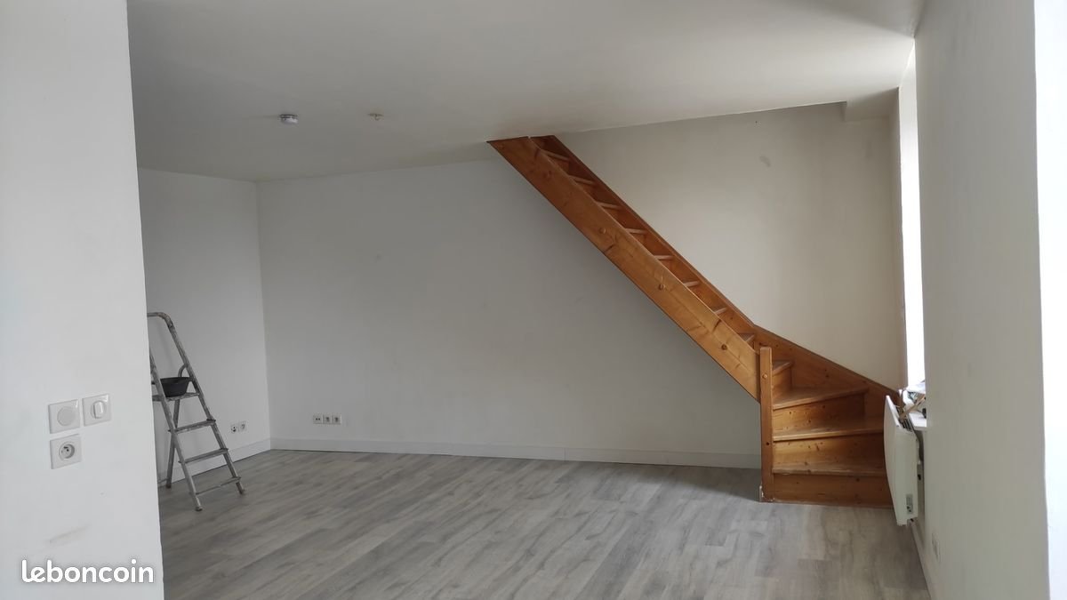 Appartement à louer, 45m², Cléguer
