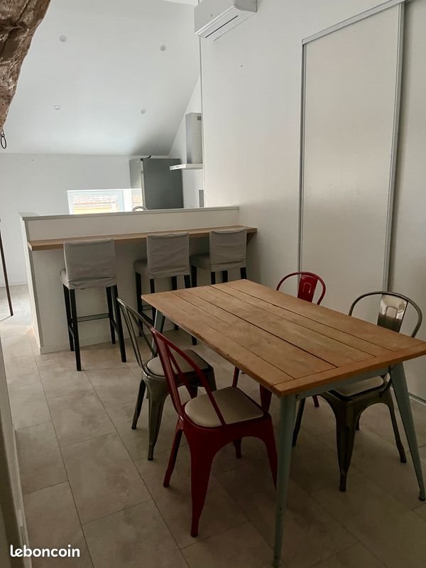 Appartement à louer, 75m², Givry