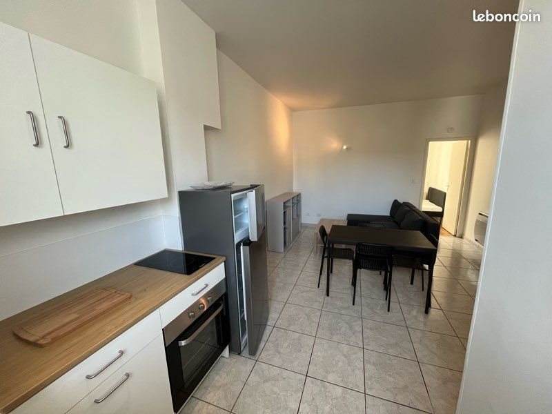 Appartement à louer, 33m², Givors