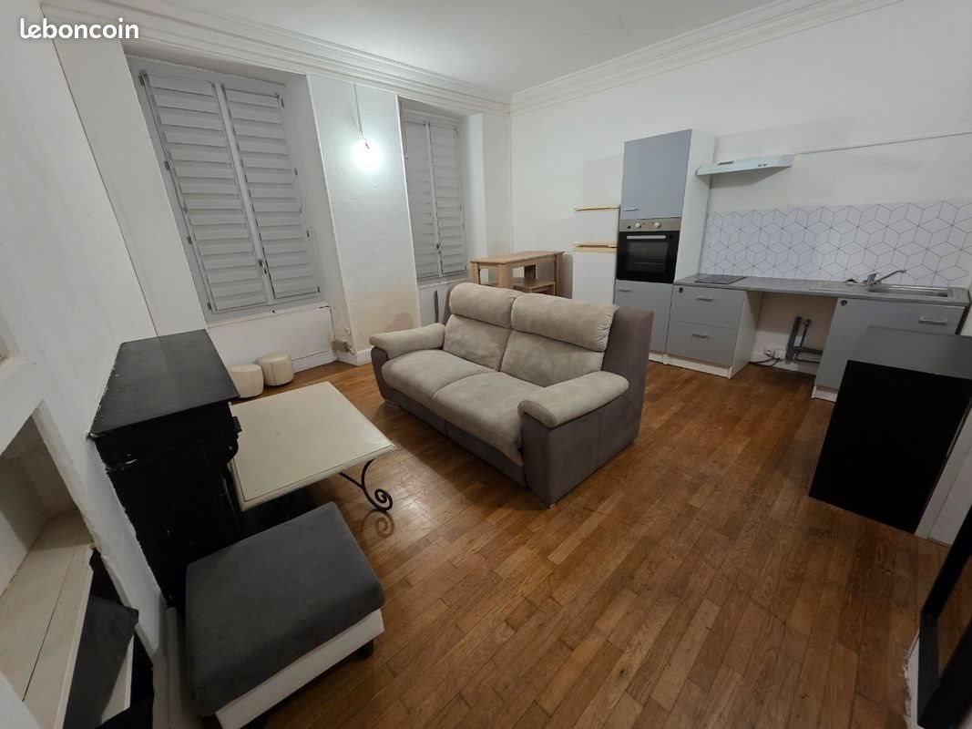 Appartement à louer, 40m², La Châtre
