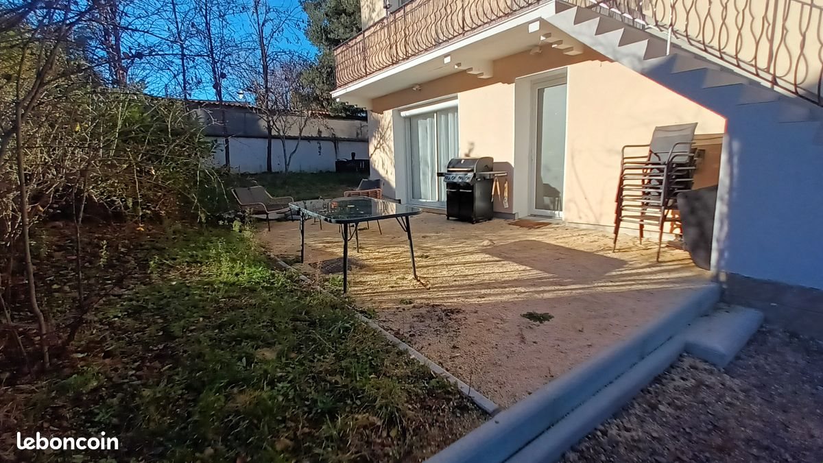 Appartement à louer, 63m², Saint-Just-Saint-Rambert