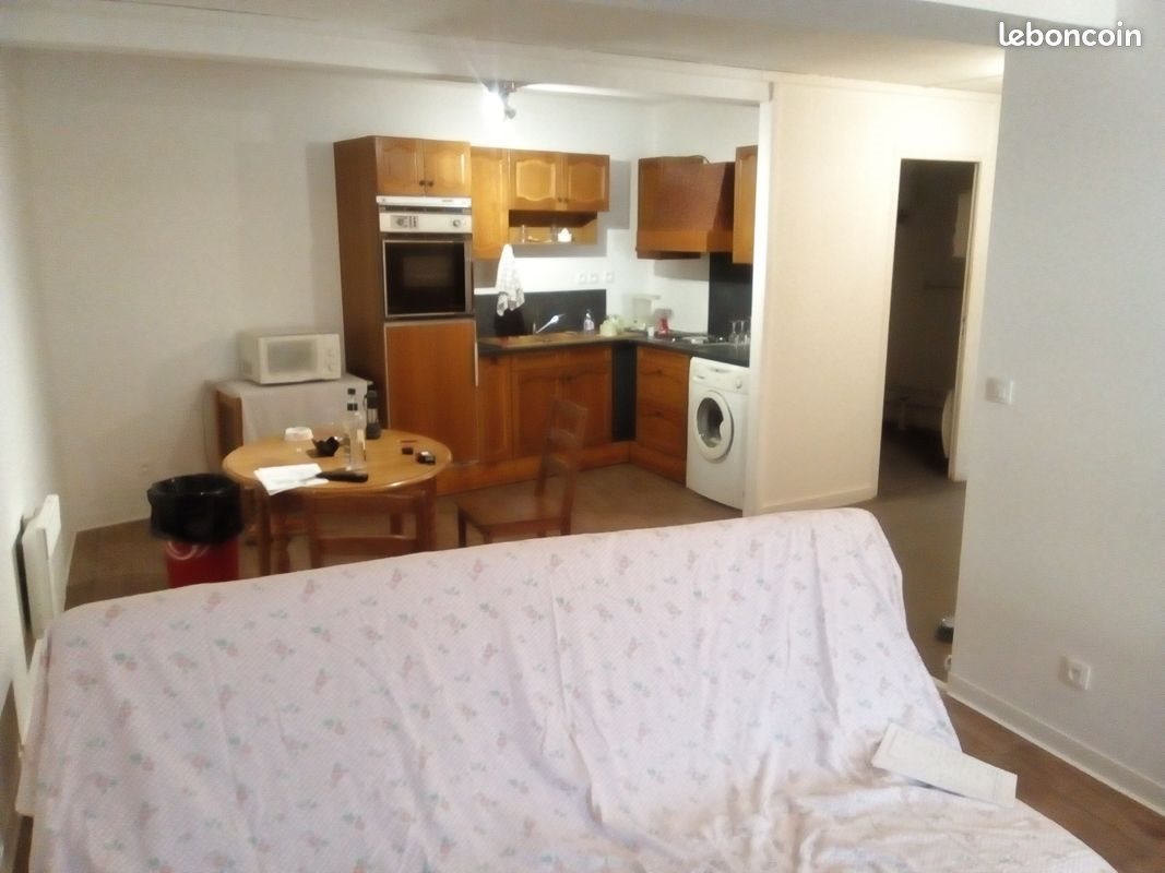 Appartement à louer, 48m², Corps