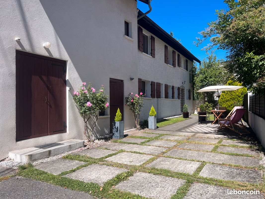 Appartement à louer, 63m², Annecy