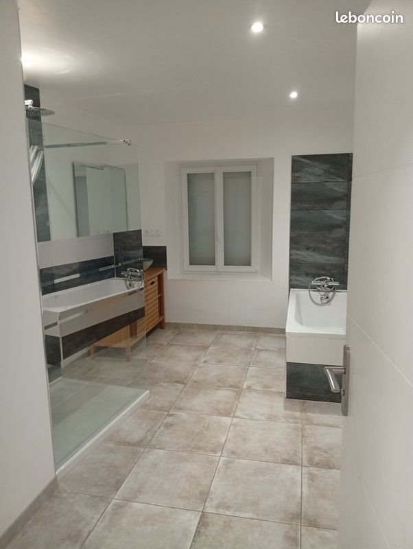 Maison à vendre, 130m², La Chapelle-Glain