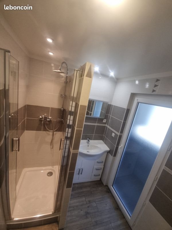 Appartement à louer, 53m², Peyruis