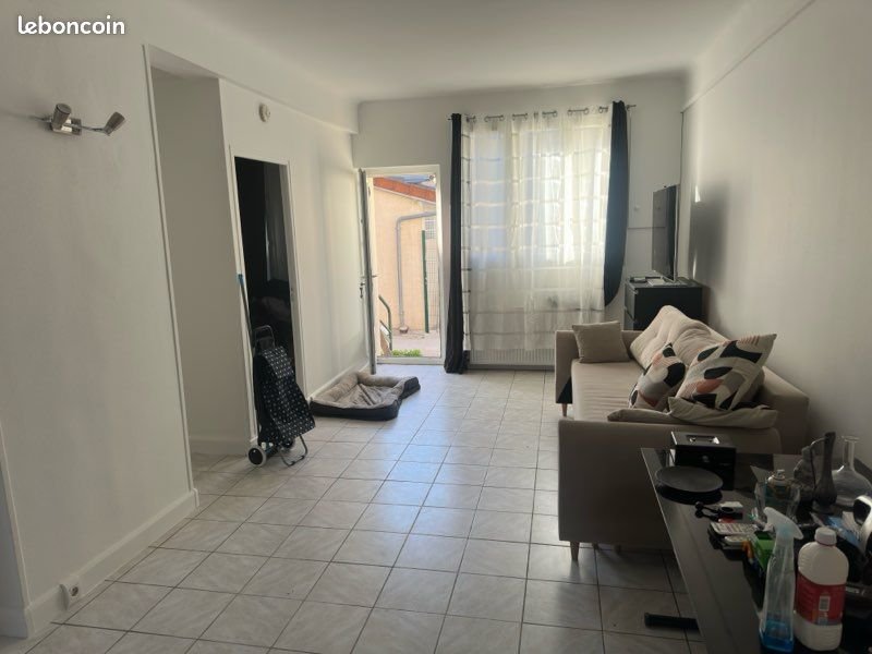 Appartement à louer, 49m², Colombes