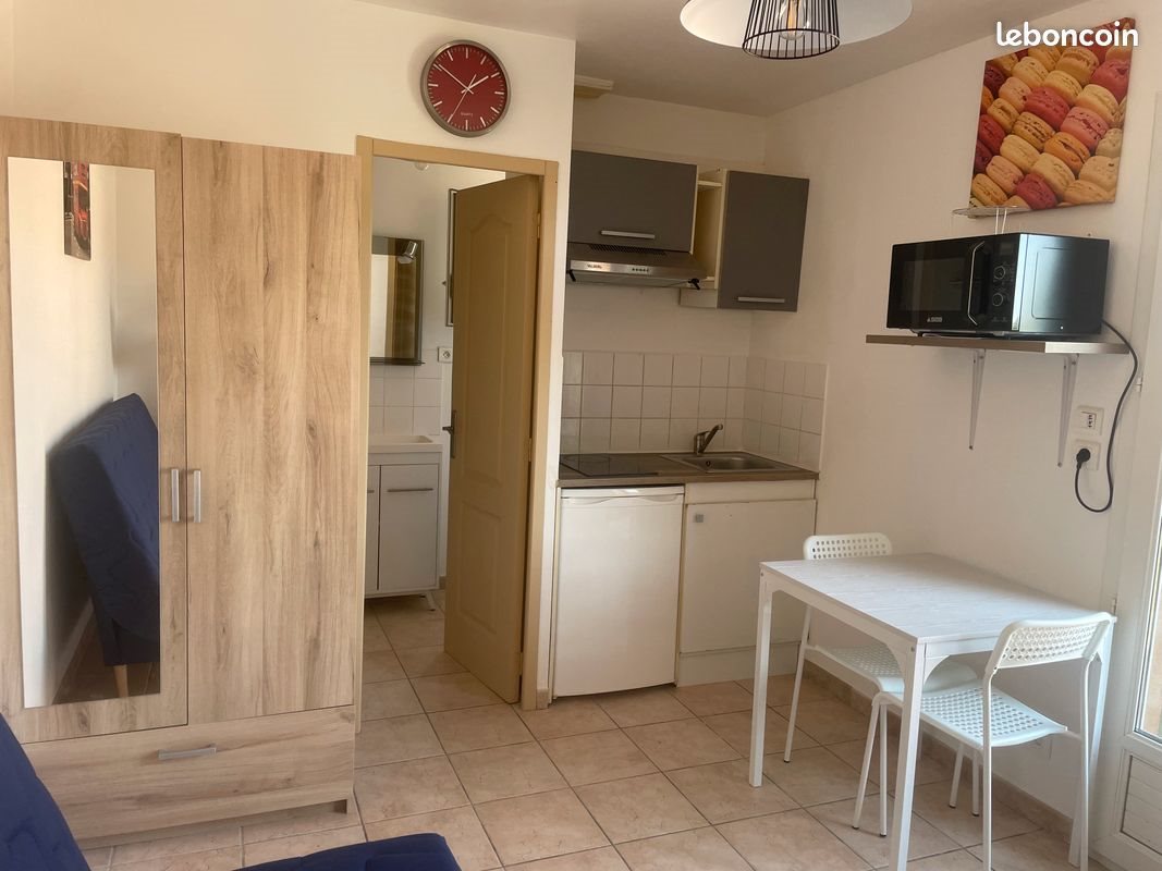 Appartement à louer, 16m², Nîmes