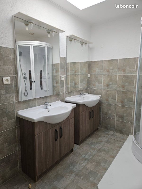 Appartement à louer, 90m², Bourret