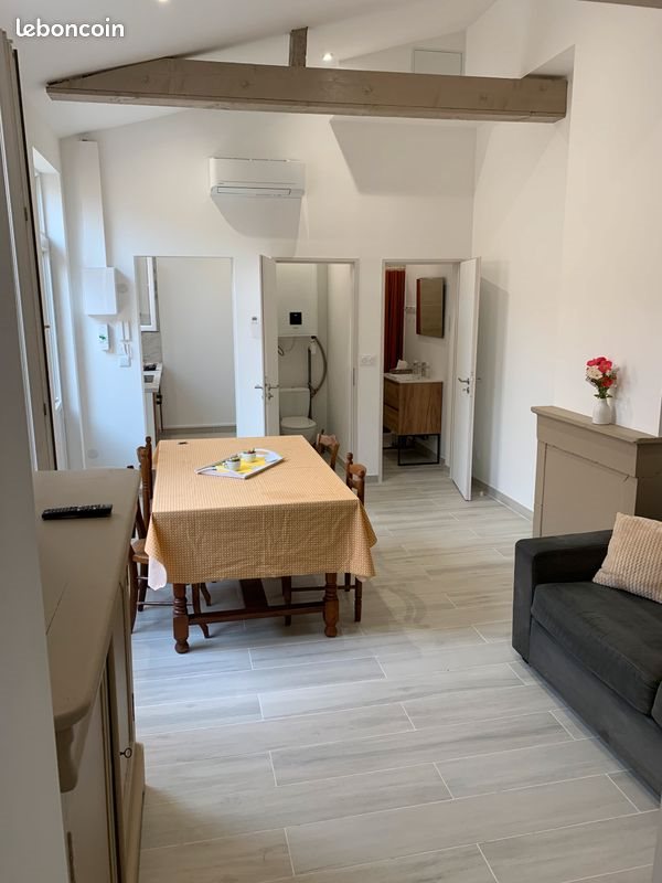 Appartement à louer, 36m², Rochefort