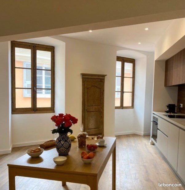 Appartement à louer, 55m², Bastia