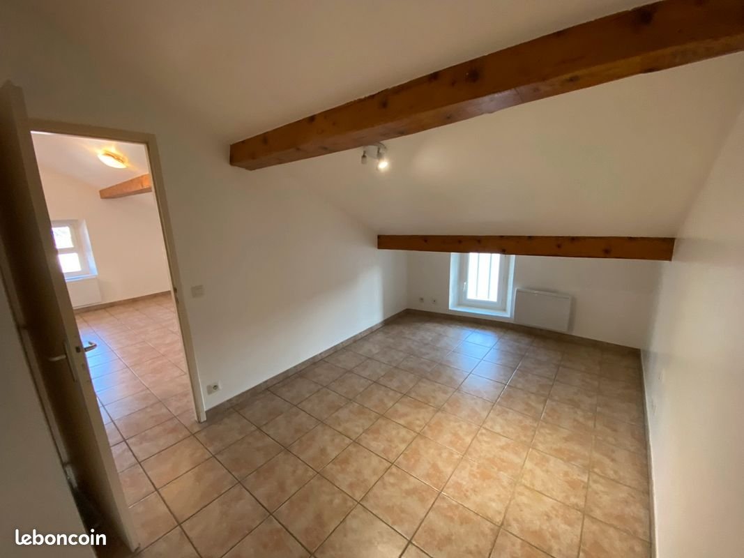 Appartement à louer, 50m², Montvendre