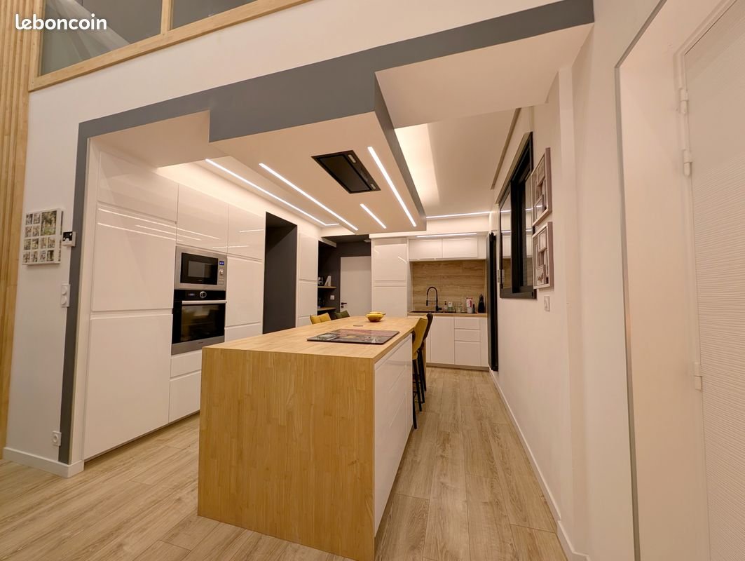 Maison à vendre, 190m², Sautron