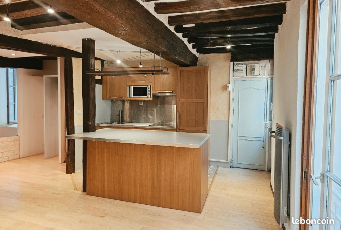 Appartement à louer, 47m², Melun