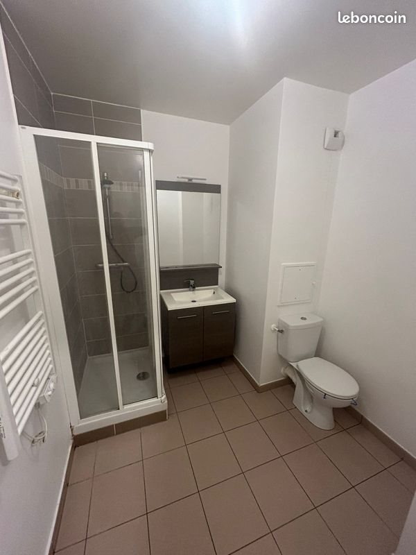 Appartement à louer, 45m², Serris
