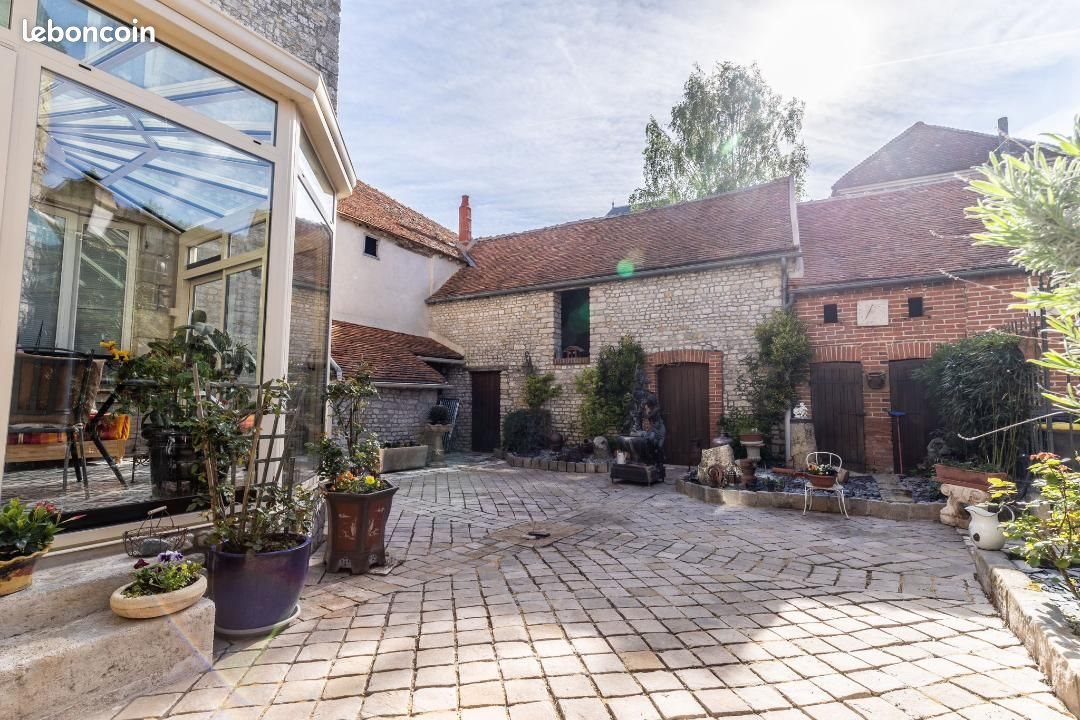 Maison à vendre, 220m², Boynes