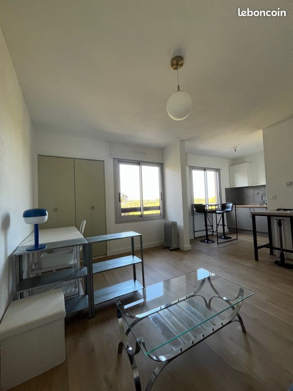 Appartement à louer, 26m², Nîmes