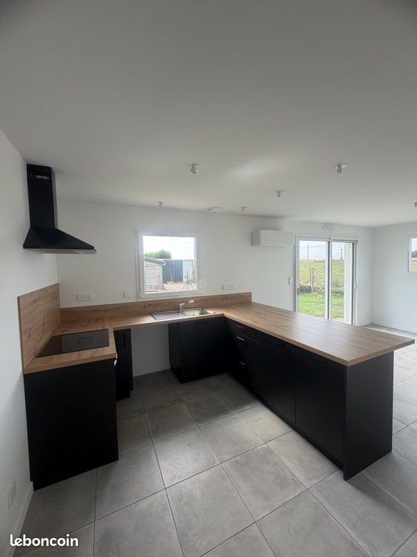 Maison à louer, 81m², Plouénan