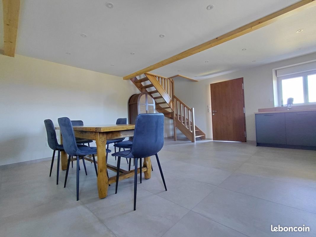 Appartement à louer, 83m², Margencel