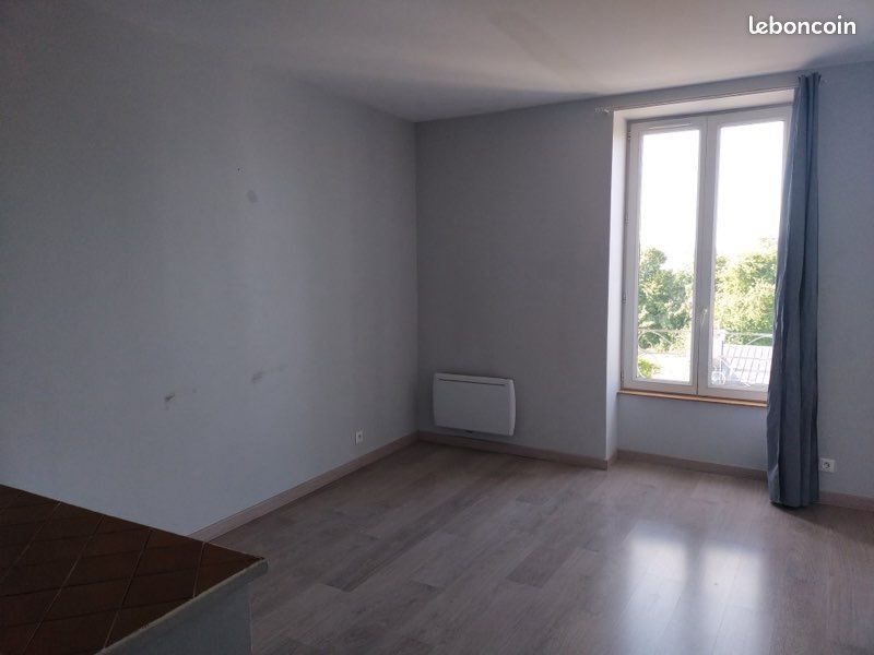 Appartement à louer, 42m², Domfront