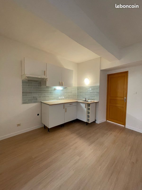 Appartement à louer, 43m², Lodève
