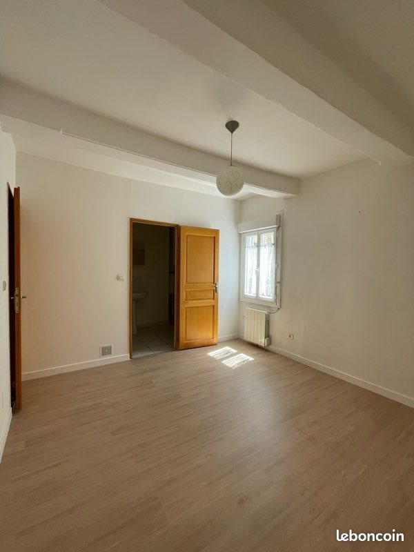 Appartement à louer, 43m², Lodève