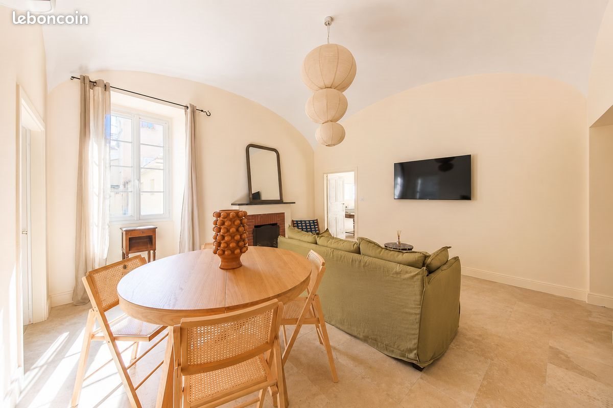 Appartement à louer, 100m², L'Île-Rousse
