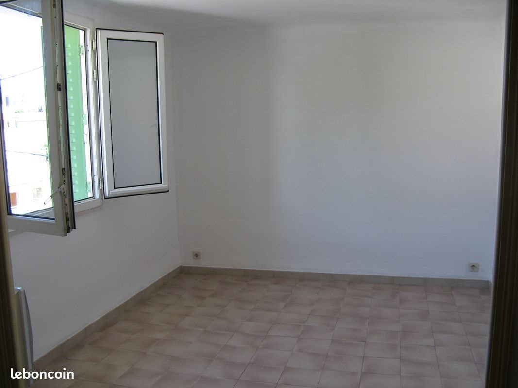 Appartement à louer, 55m², Marseille 9ème