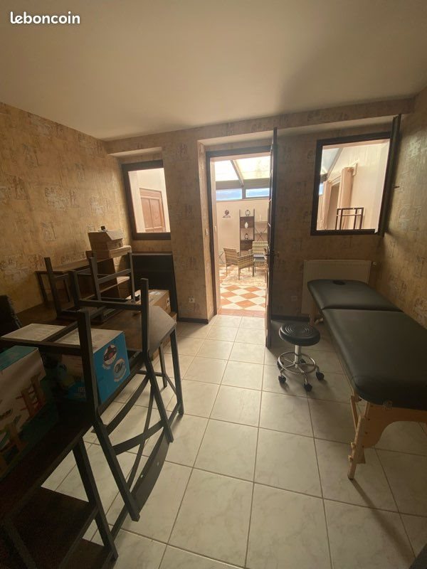 Maison à louer, 217m², Oucques