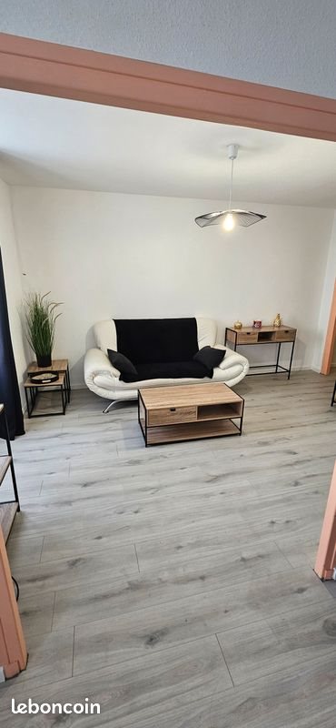 Appartement à louer, 70m², Vals-les-Bains