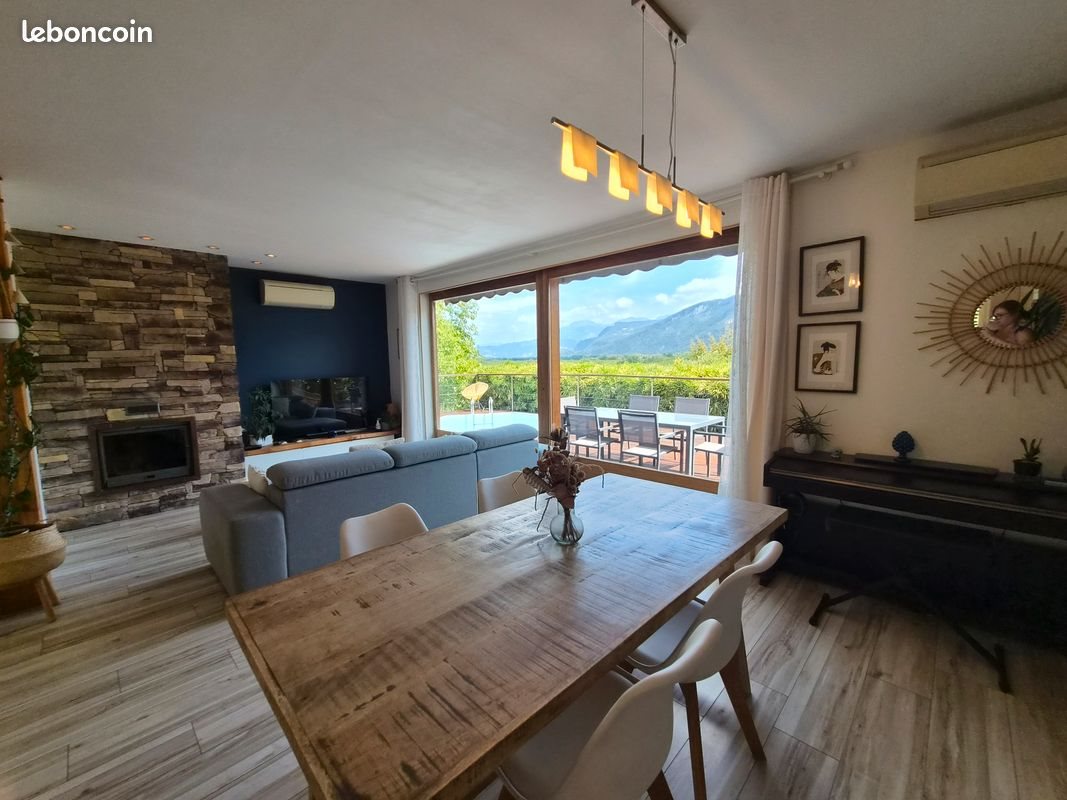 Maison à vendre, 130m², Poliénas