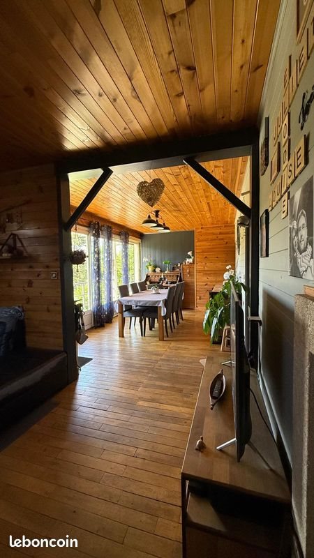 Maison à vendre, 144m², Neuvéglise