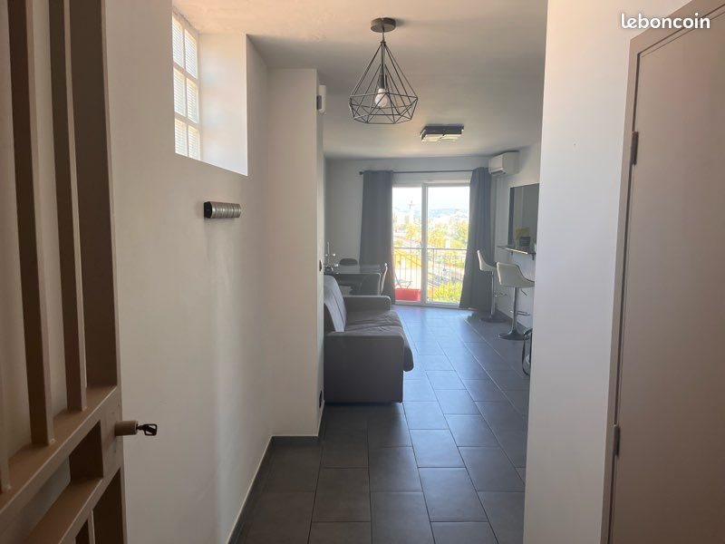 Appartement à louer, 60m², Saint-Laurent-du-Var