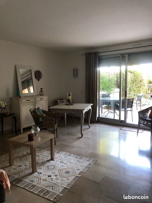 Appartement à louer, 45m², Antibes