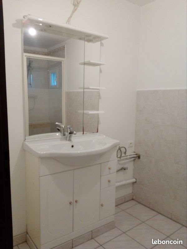 Appartement à louer, 70m², Gueugnon