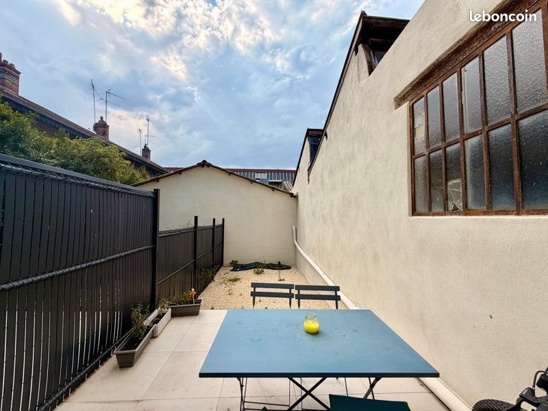 Appartement à louer, 22m², Oullins