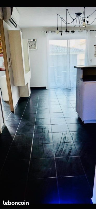Appartement à louer, 50m², Bastia