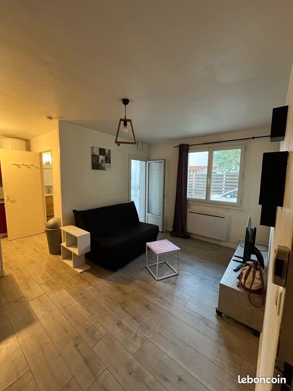 Appartement à louer, 26m², Alès
