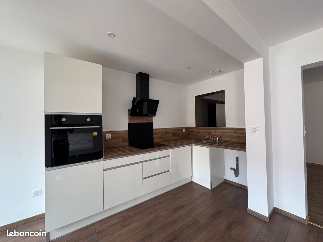 Appartement à louer, 60m², Luxeuil-les-Bains