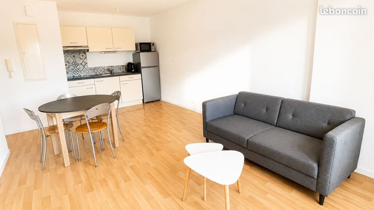 Appartement à louer, 42m², Plescop