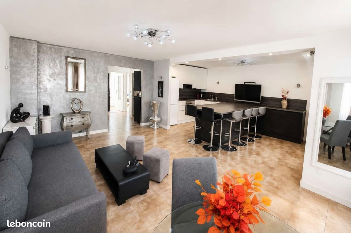 Appartement à louer, 80m², Sète