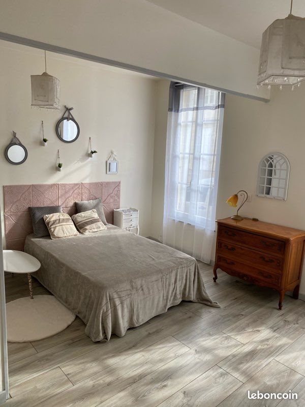 Appartement à louer, 48m², Rochefort
