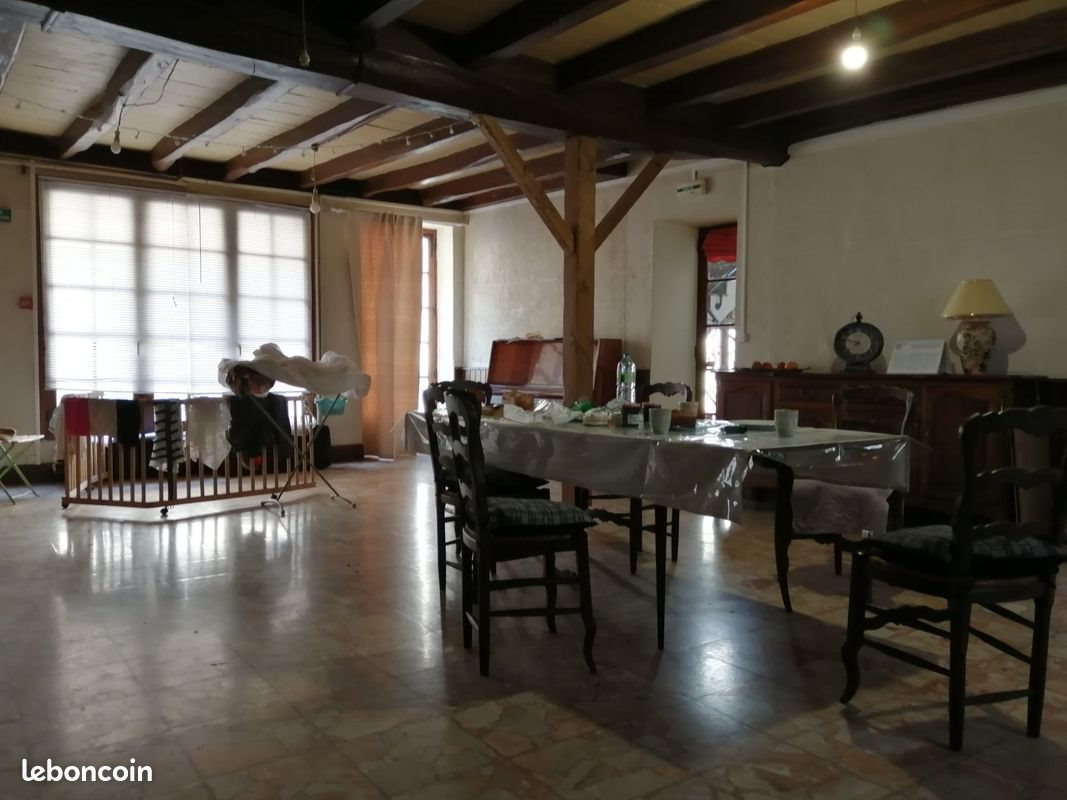 Maison à vendre, 250m², Valence-en-Poitou