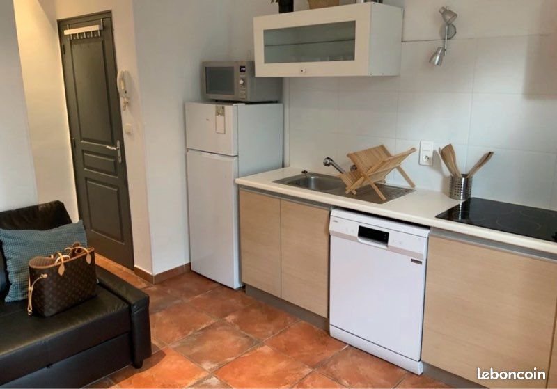 Appartement à louer, 31m², Hyères