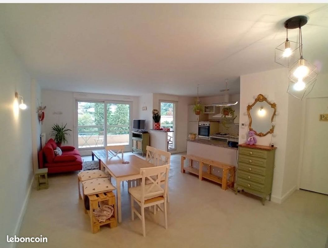Appartement à louer, 70m², Lozanne