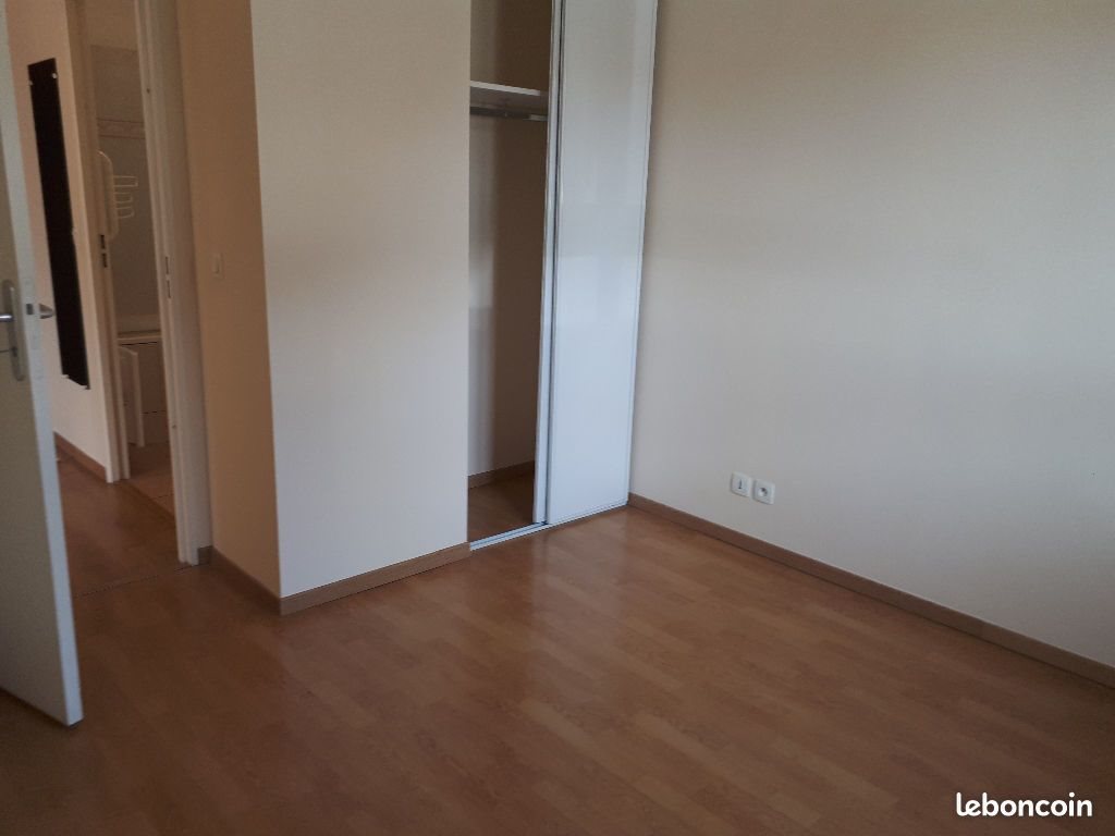 Appartement à louer, 41m², Massy
