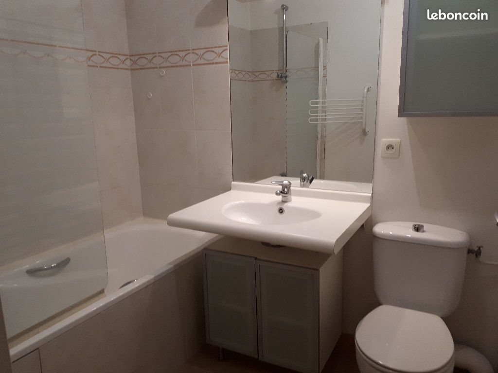 Appartement à louer, 41m², Massy