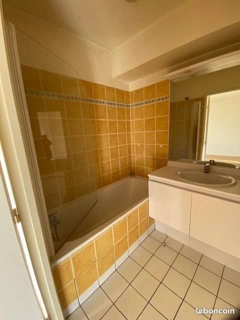 Appartement à louer, 28m², Clamart