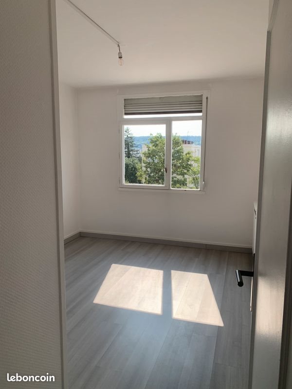 Appartement à louer, 56m², Saint-Aubin-lès-Elbeuf