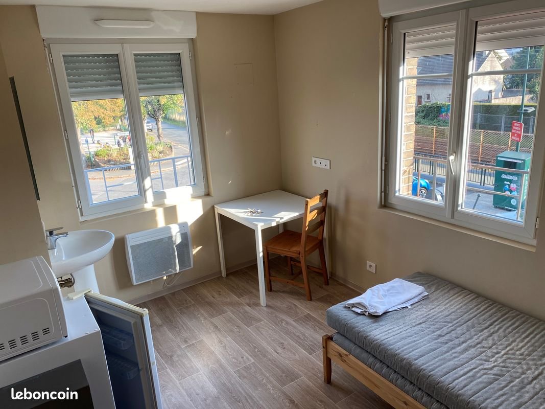 Appartement à louer, 14m², Les Clayes-sous-Bois