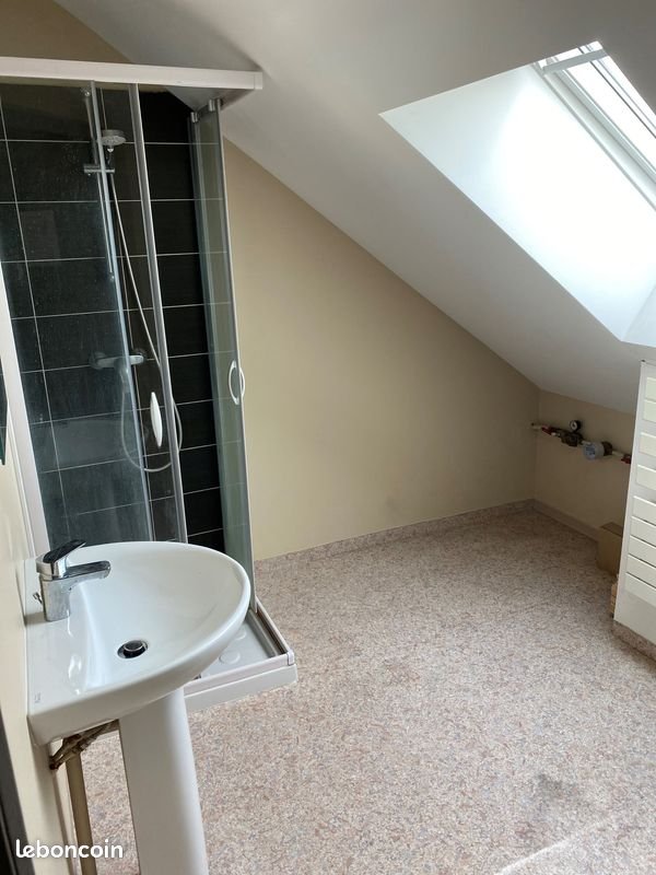 Appartement à louer, 14m², Les Clayes-sous-Bois